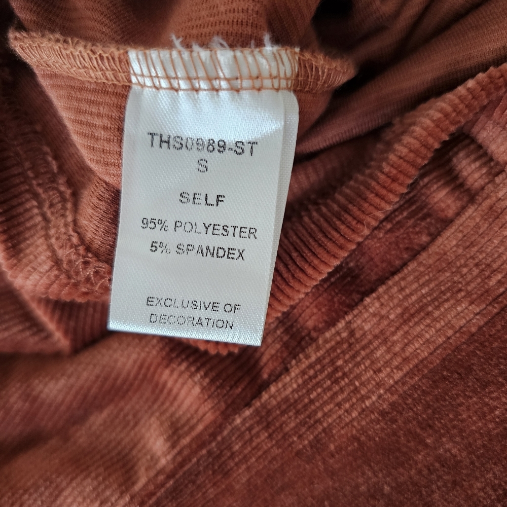 THML Ribbed Velvet Capped Flutter Sleeve Top In Rust Size Small - Picture 7 of 9